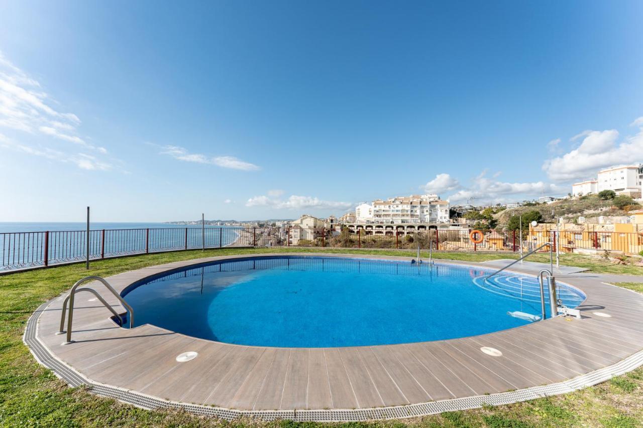 Beachside Retreat With Private Terrace بينالماذينا المظهر الخارجي الصورة